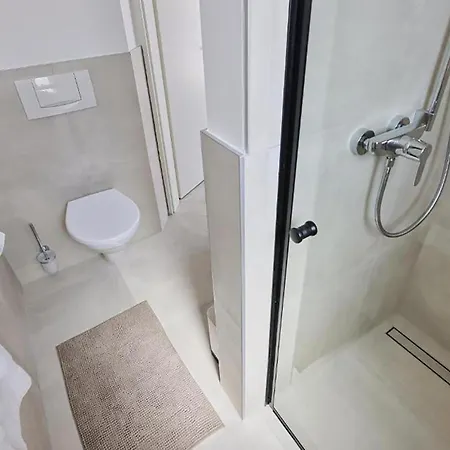 1 Bedroom Gorgeous In شقة *